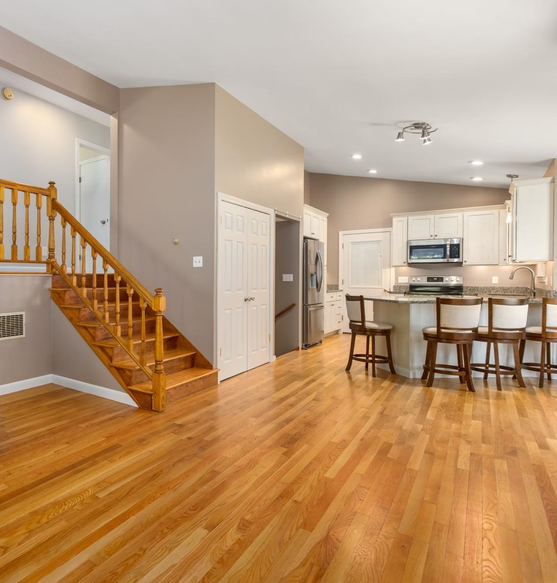 169 Estes Road Rochester, NH 03867 - Photo 9 of 26