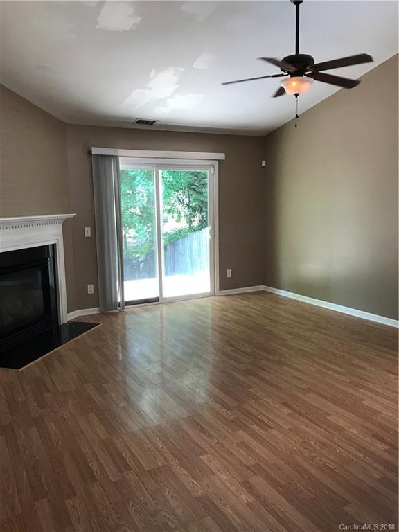 10715 Gold Pan Road Charlotte, NC 28215 - Photo 5 of 19 Gallery Image 5