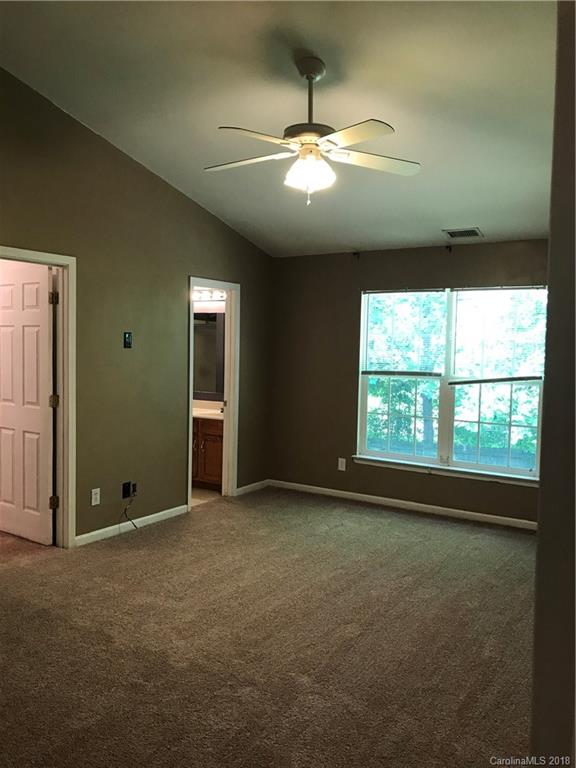 10715 Gold Pan Road Charlotte, NC 28215 - Photo 8 of 19 Gallery Image 8