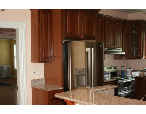 363 Springfield Street Chicopee, MA 01013 - Photo 8 of 21 Gallery Image 8