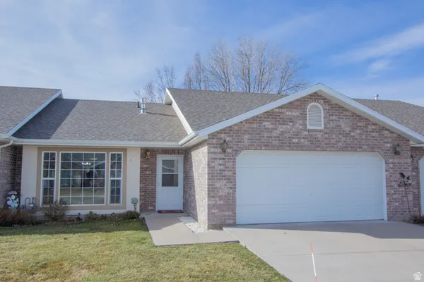 $329,900 | 289 Mountain View Lane, Providence, UT 84332