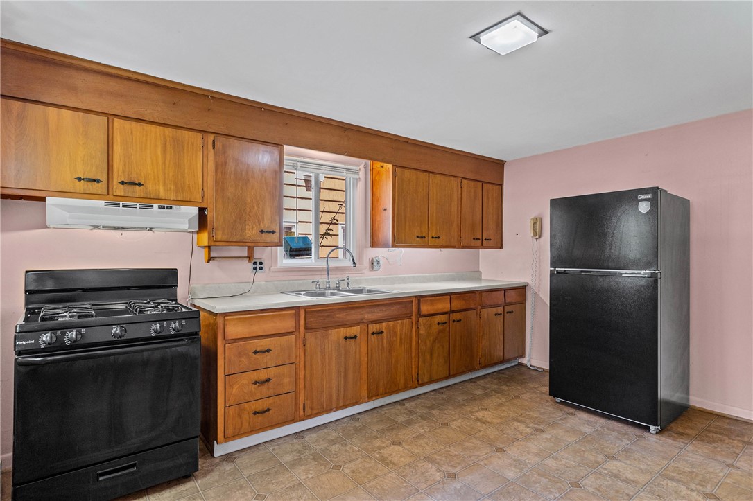 166 Wood Road Greece, NY 14626 - Photo 12 of 46