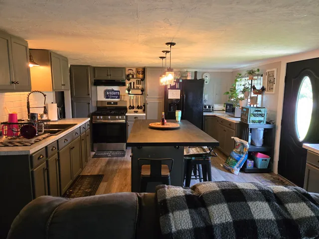 $166,000 | 30 Island Falls Road, Sherman, ME 04776