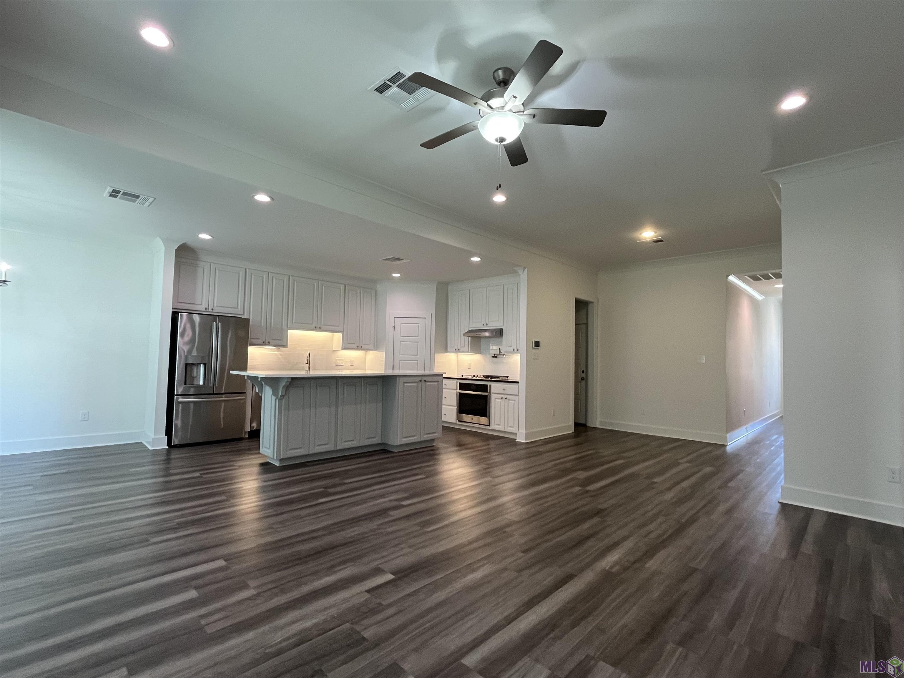 8911 Southlawn Drive Baton Rouge, LA 70810 - Photo 5 of 10