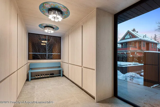 a view of a livingroom with furniture