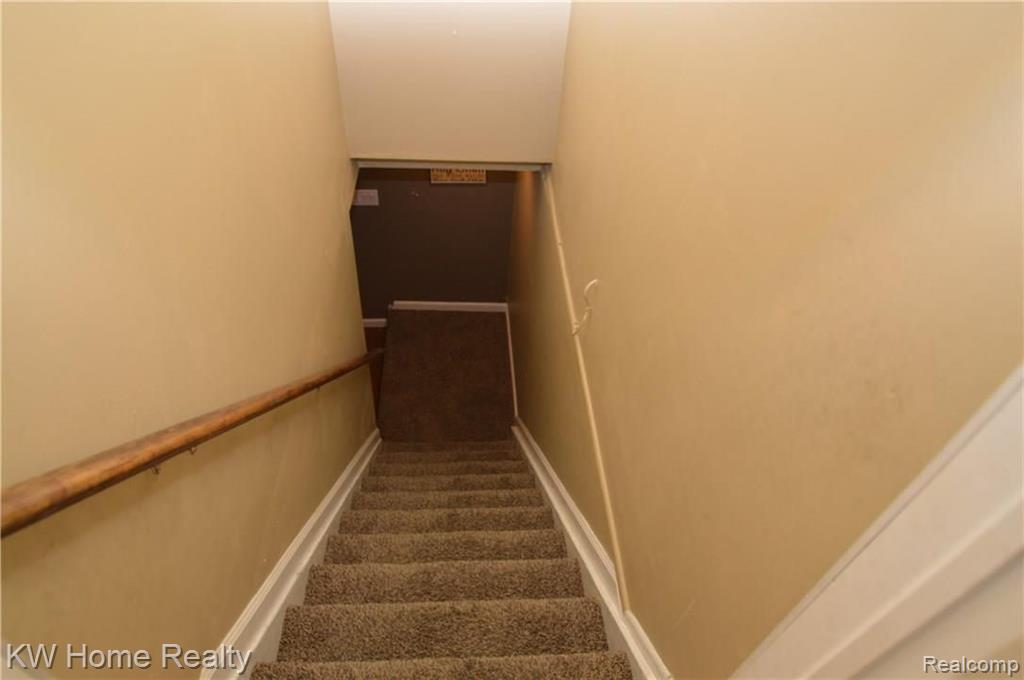 28163 Peppermill Road Farmington Hills, MI 48331 - Photo 20 of 31