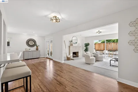 $729,000 | 108 Summerwood Place, Concord, CA 94518