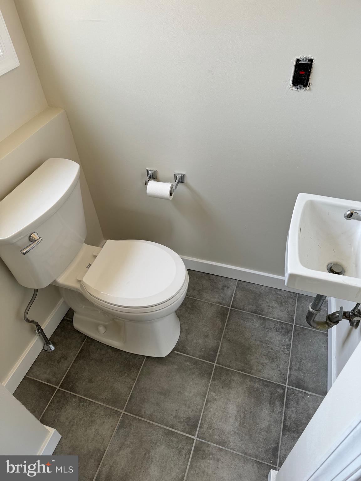 1213 Ellston Road Havertown, PA 19083 - Photo 13 of 13 Powder room