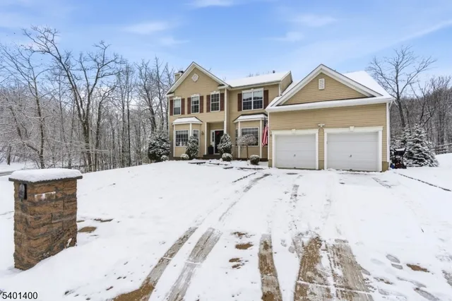 $778,000 | 406 Rock Ridge Road, Lake Hopatcong, NJ 07849