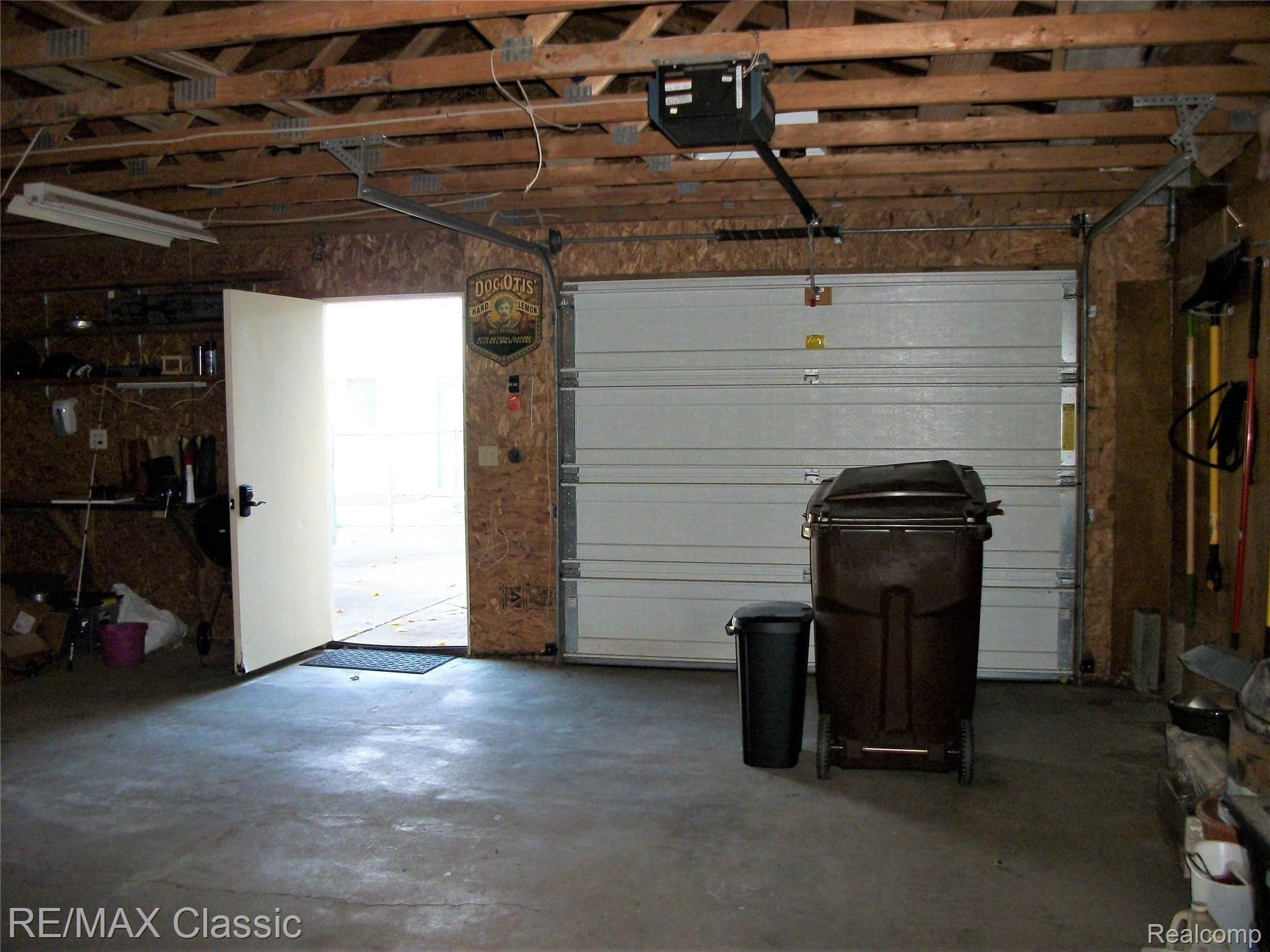 13813 Webster Road Bath, MI 48808 - Photo 28 of 31 105_3870.jpg