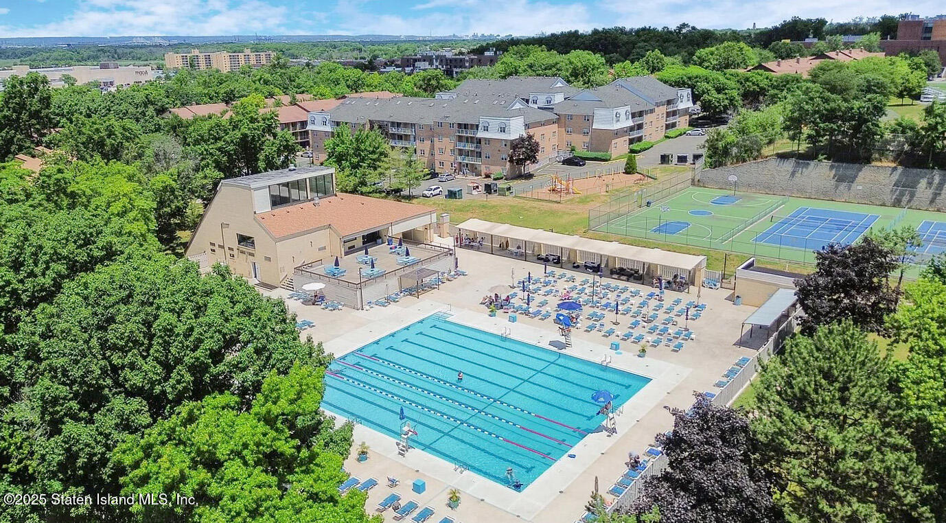 11 Windham Loop, Unit 1NN Staten Island, NY 10314 - Photo 24 of 25 an aerial view of a house