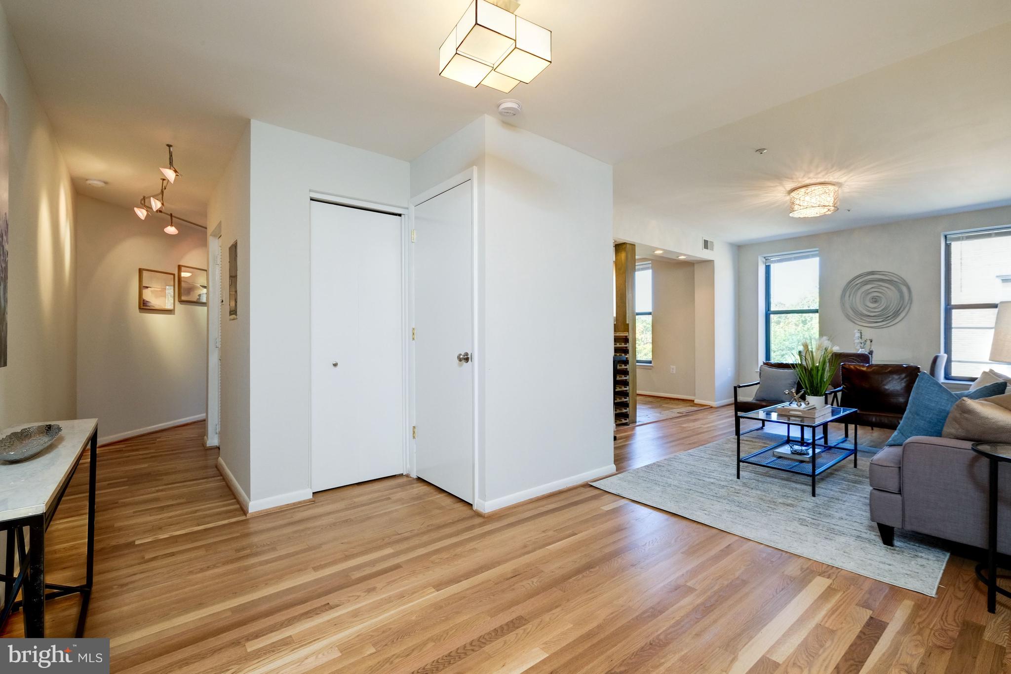 2633 Adams Mill Road Northwest, Unit 401 Washington, DC 20009 - Photo 2 of 27 Beautiful hardwood flooring