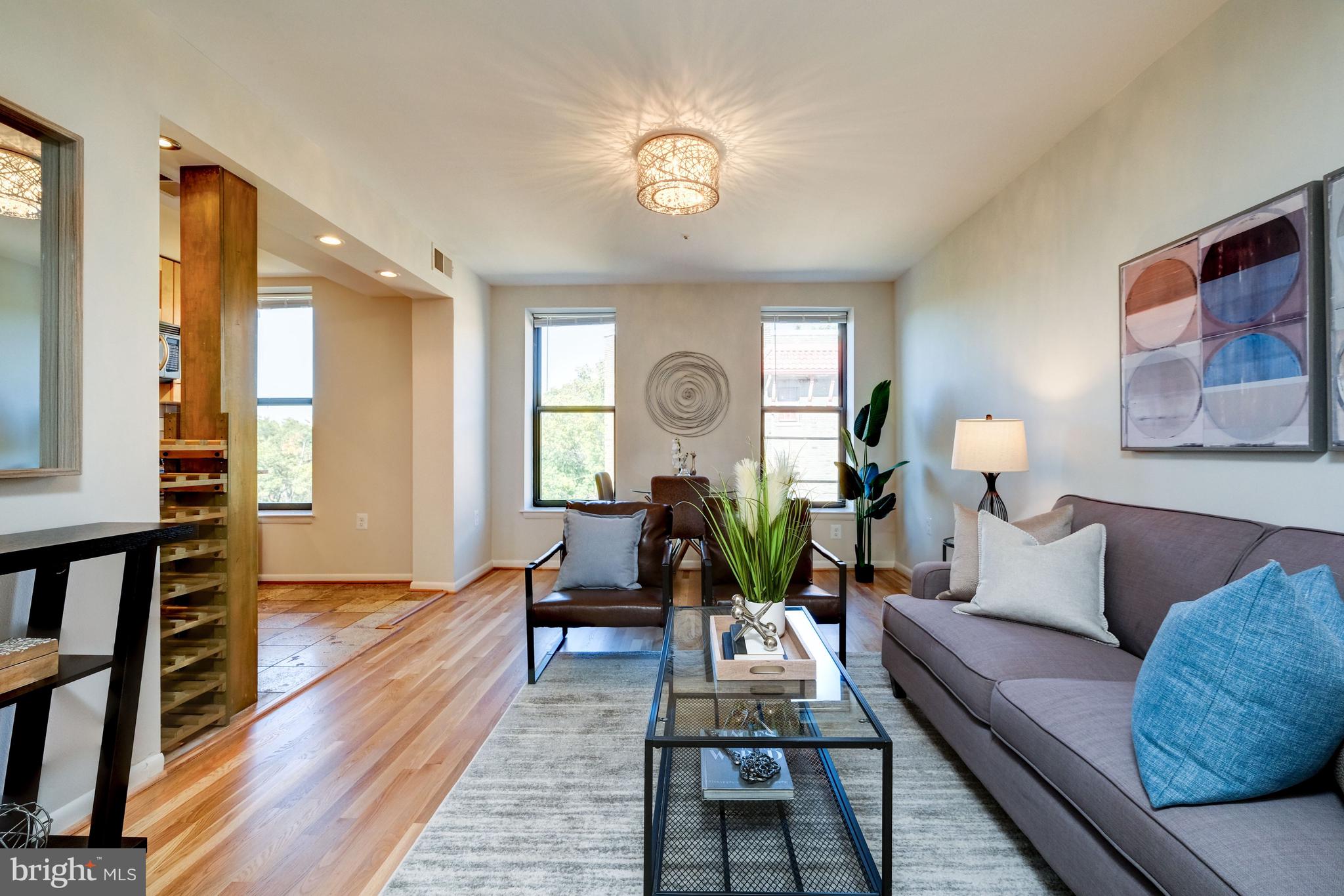 2633 Adams Mill Road Northwest, Unit 401 Washington, DC 20009 - Photo 3 of 27 Bright living room