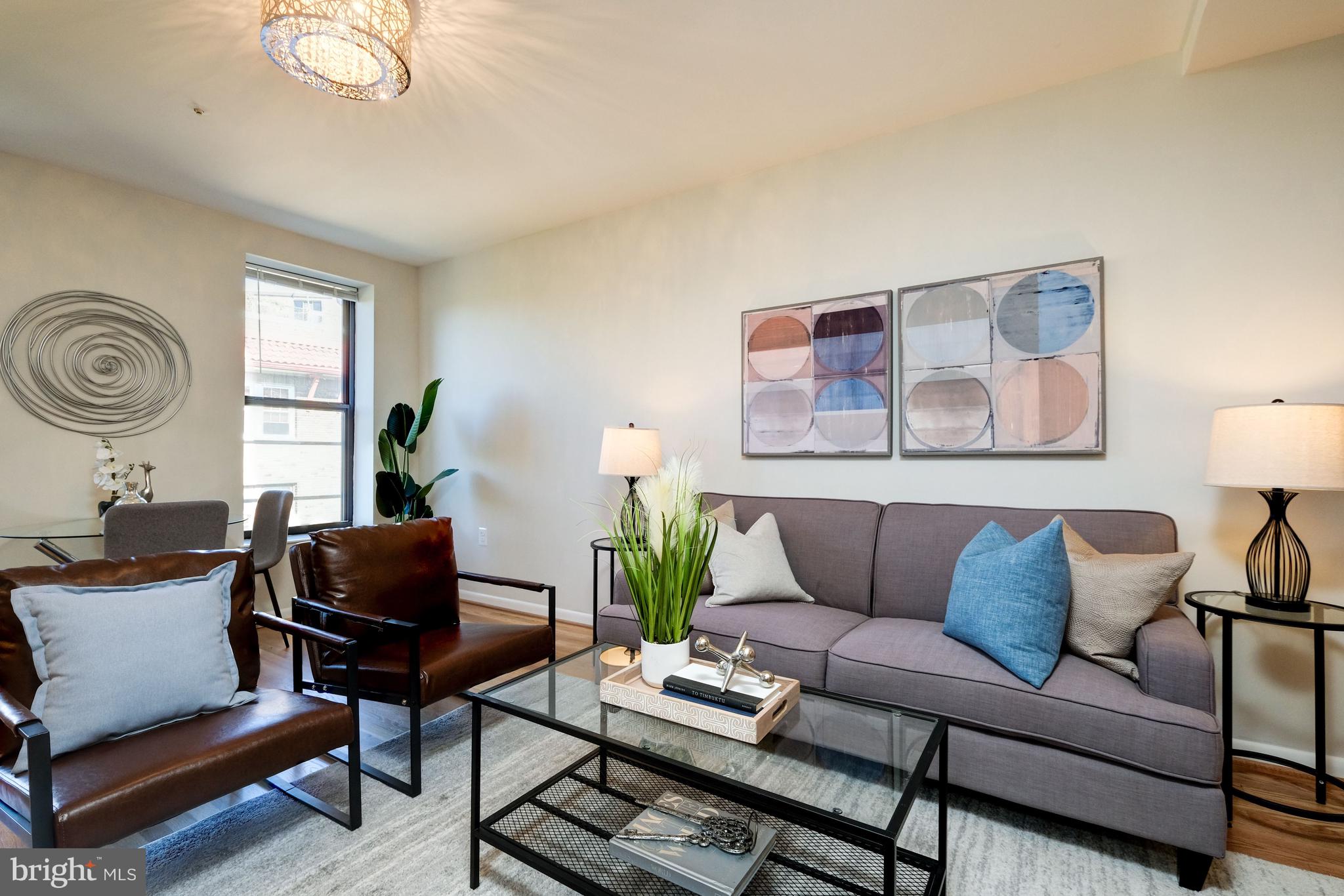 2633 Adams Mill Road Northwest, Unit 401 Washington, DC 20009 - Photo 4 of 27 Living room