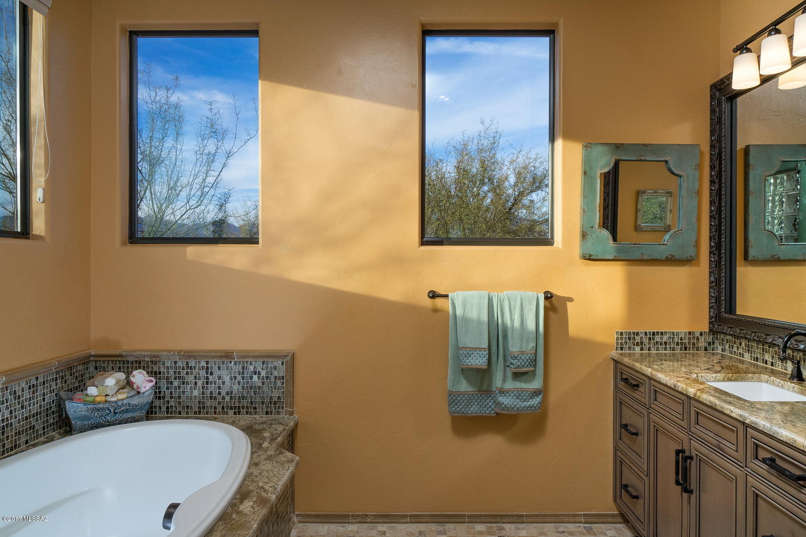 1340 North Tanque Verde Loop Road Tucson, AZ 85749 - Photo 20 of 38 Gallery Image 20