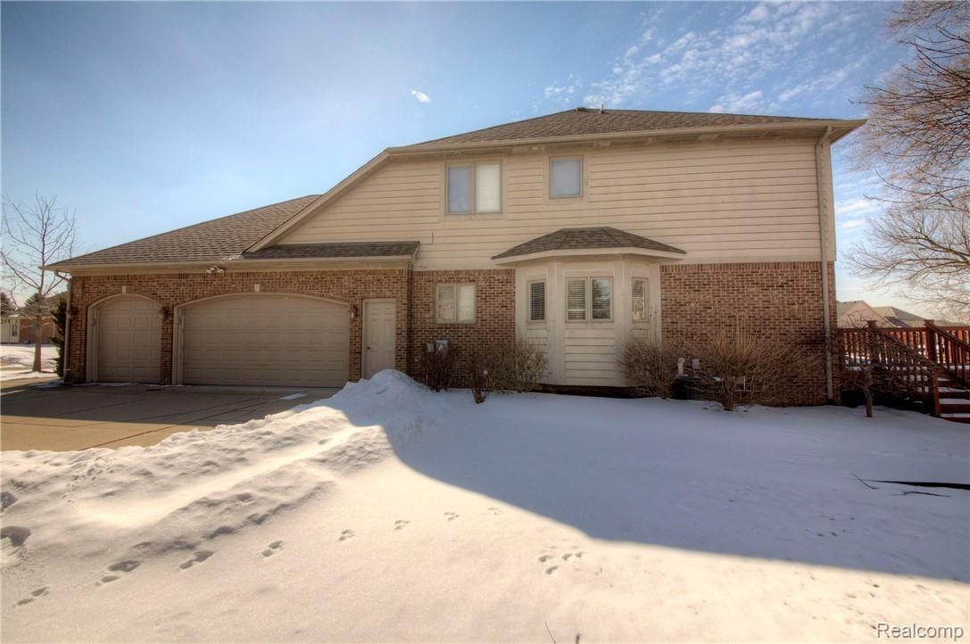 1044 Rochelle Park Drive Rochester, MI 48309 - Photo 4 of 51 930A5199_200_201.jpg