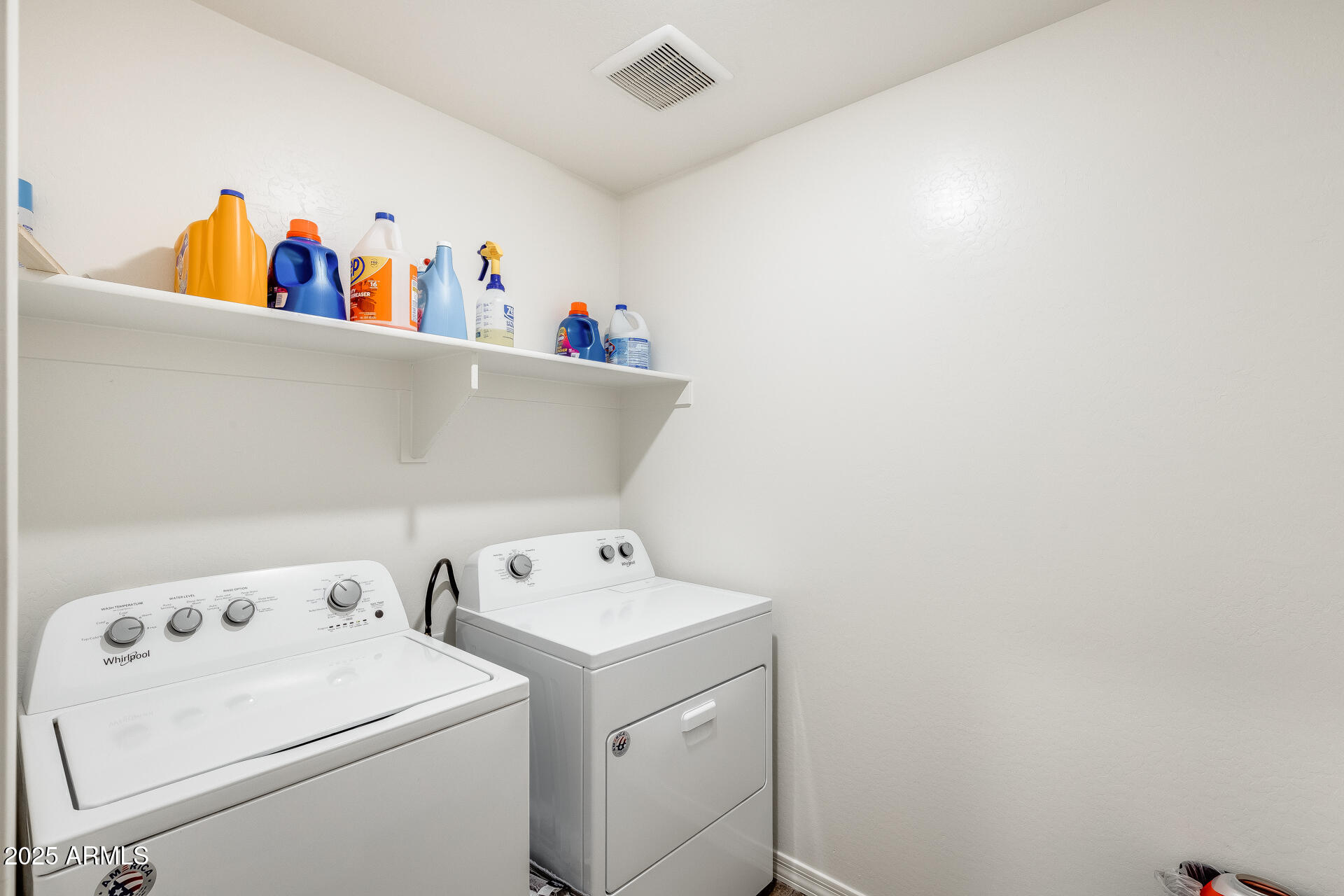 5663 East Moira Road Florence, AZ 85132 - Photo 33 of 37 a utility room with dryer and washer