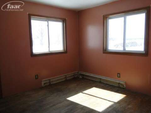1123 West Dodge Road Mount Morris, MI 48458 - Photo 8 of 12 20394600-7.JPG