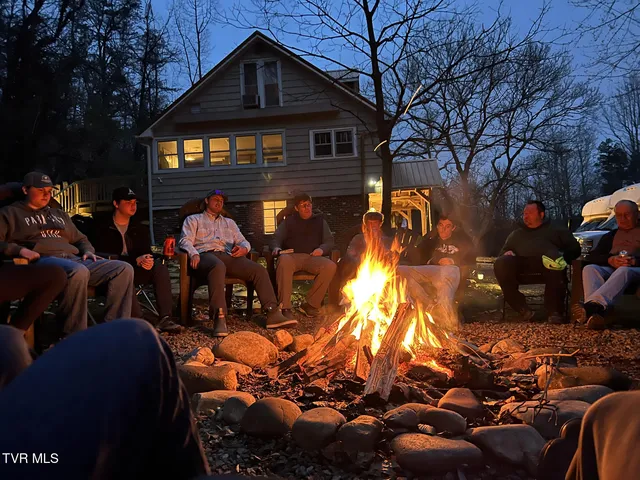 $5,100,000 | 383 Tva Road South, Bristol, TN 37620