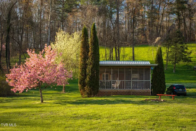 $5,100,000 | 383 Tva Road South, Bristol, TN 37620