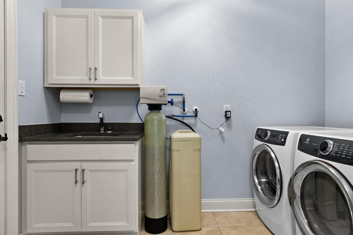 8415 Dancing Waters Lane St. John, IN 46373 - Photo 24 of 31 a utility room with dryer and washer
