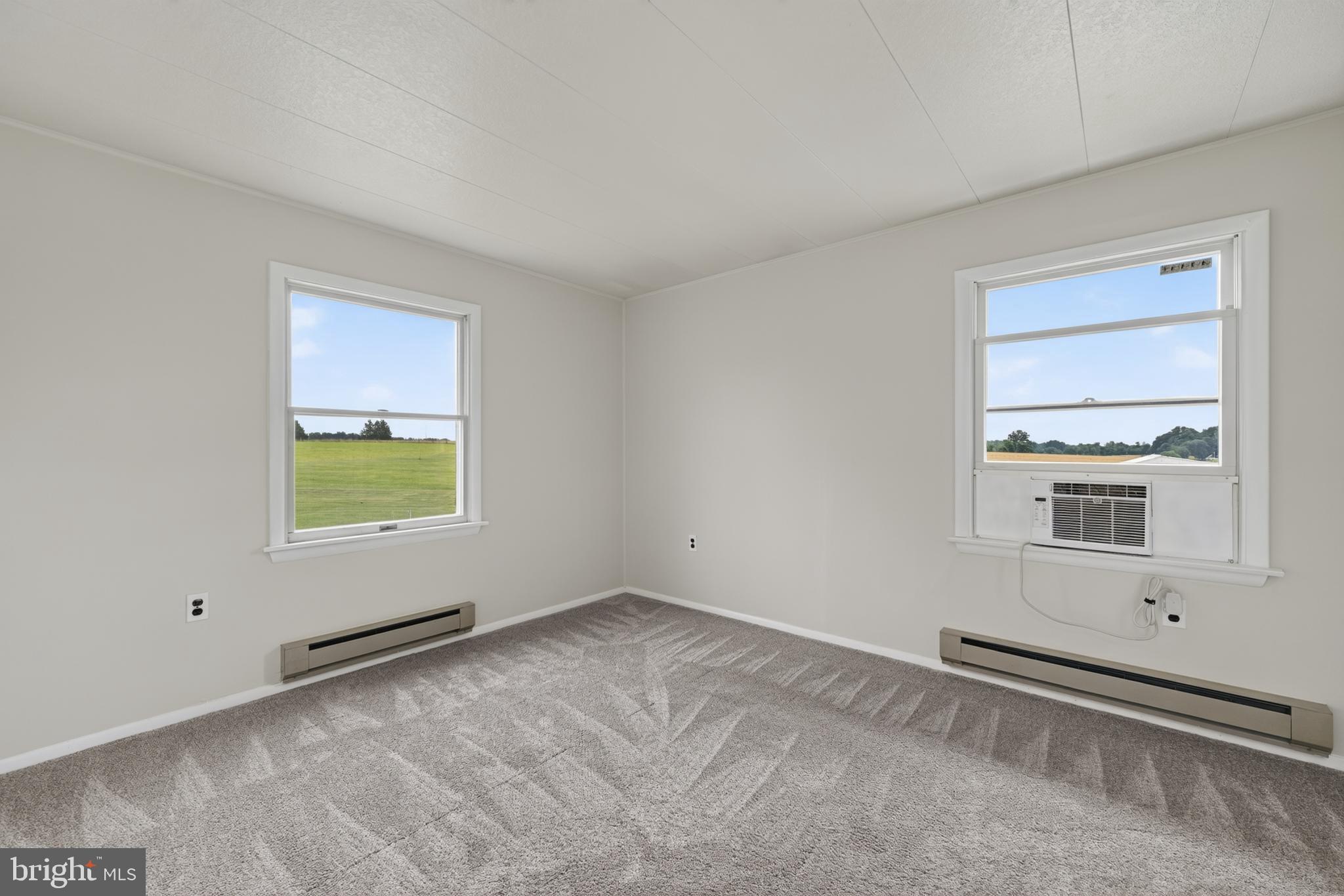 13835 Howard Road Dayton, MD 21036 - Photo 25 of 43 Primary bedroom with fresh paint