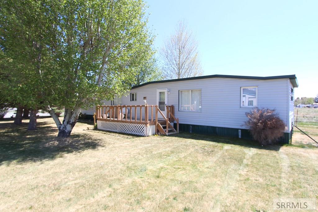 1003 Custer Street Mackay, ID 83251 - Photo 3 of 19