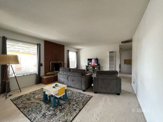 501 Argus Avenue Ridgecrest, CA 93555 - Photo 2 of 21