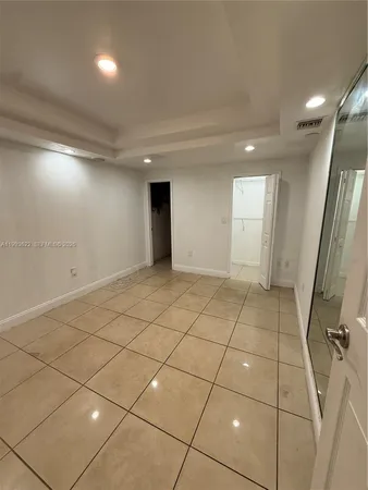 $3,750 | Country Club of Miami, Hialeah, FL 33015