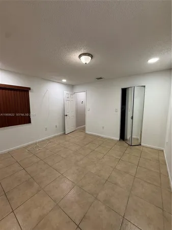 $3,750 | Country Club of Miami, Hialeah, FL 33015