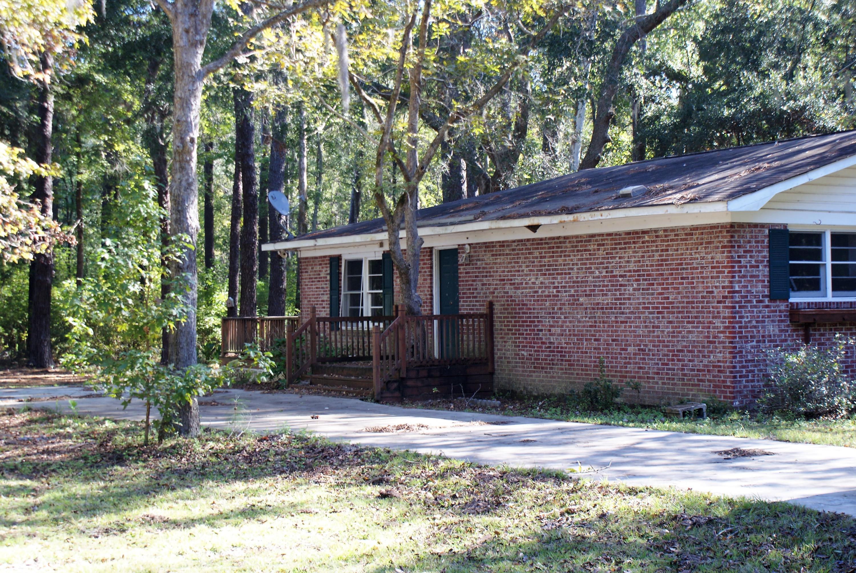 3307 Possum Corner Road Walterboro, SC 29488 - Photo 4 of 24 Side View