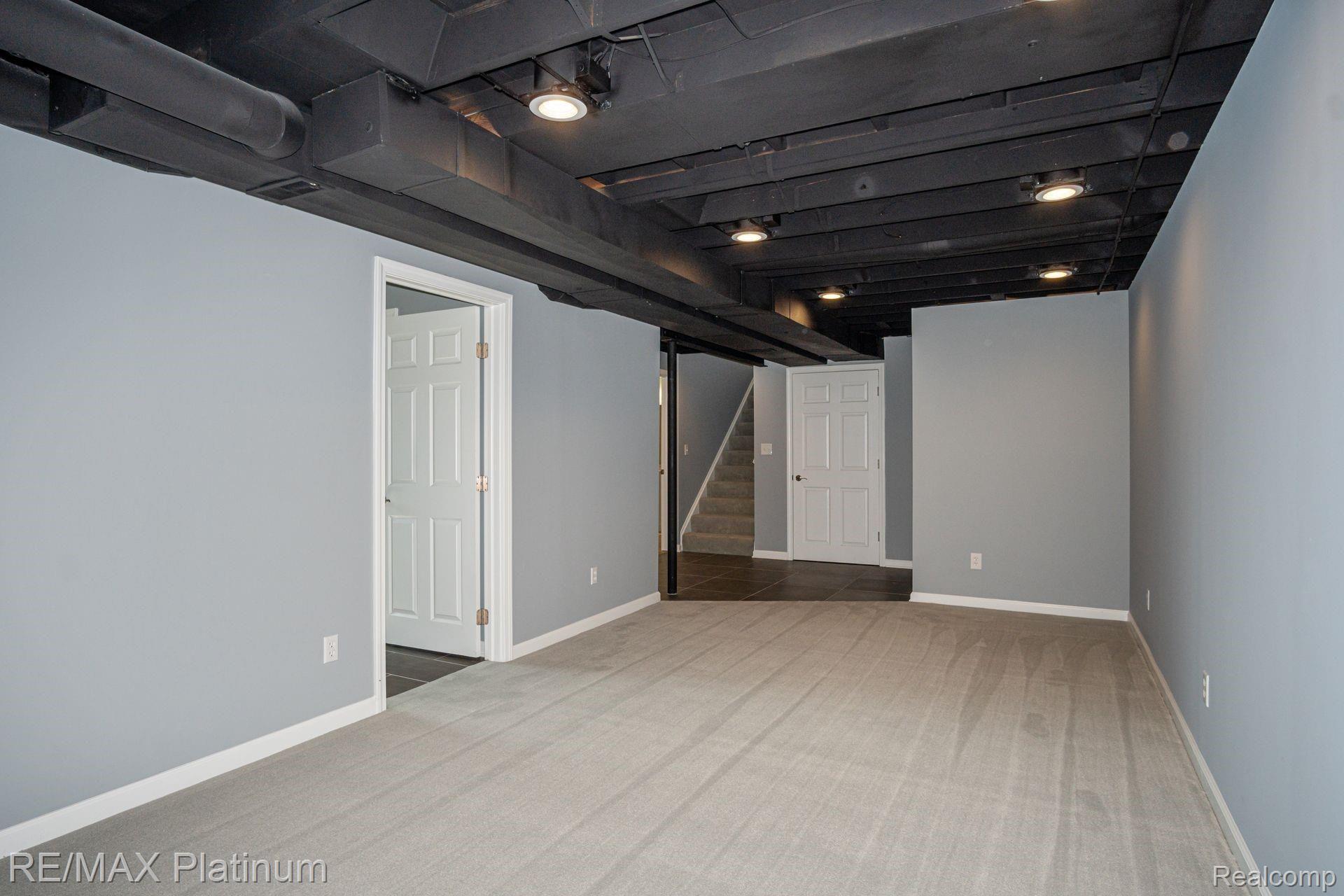 3038 County Farm Road Howell, MI 48843 - Photo 23 of 37 21.jpg