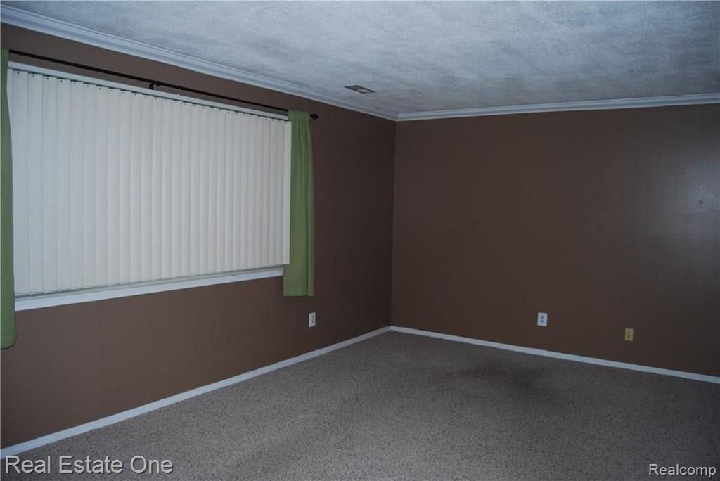 525 East University Drive, Unit 94 Rochester, MI 48307 - Photo 7 of 16