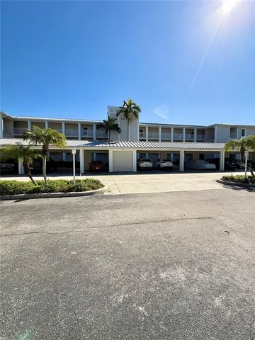 a view of a large building