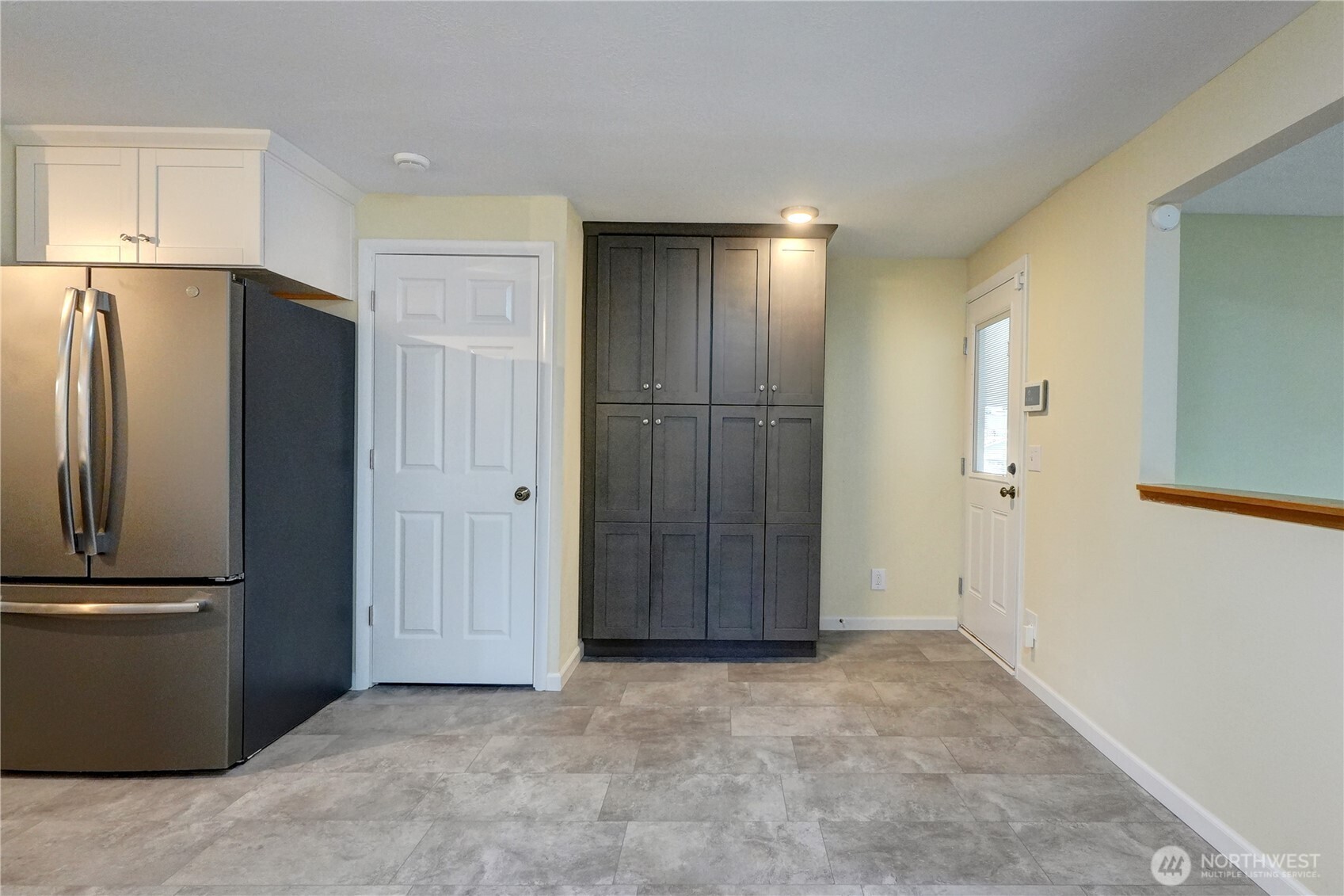 3907 Southwest 321st Street Federal Way, WA 98023 - Photo 12 of 39 Gallery Image 12