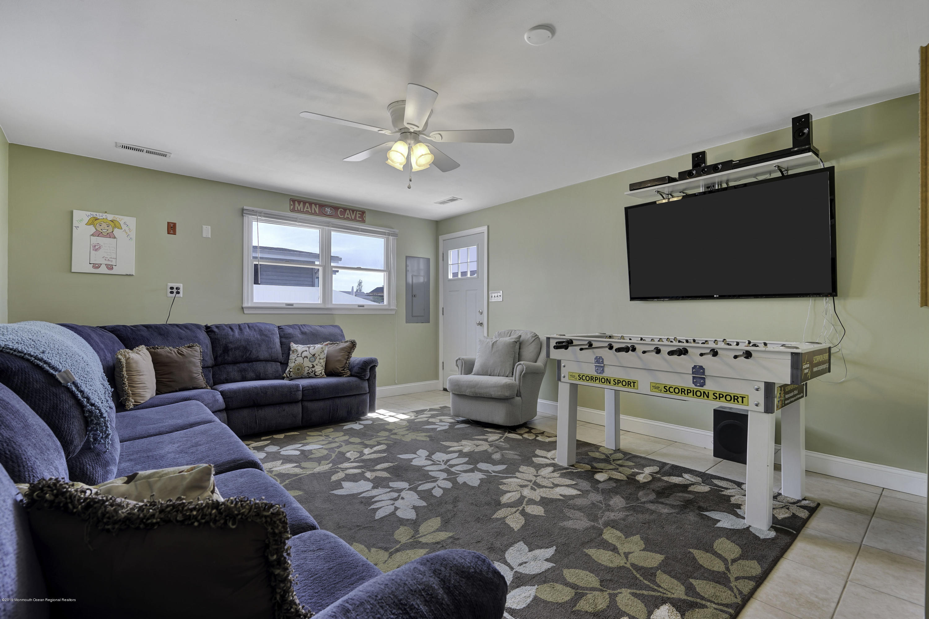 24 Pilot Road Toms River, NJ 08753 - Photo 22 of 62 Step down to Family Room