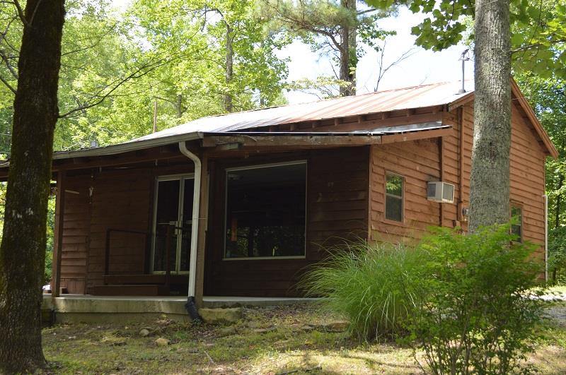 1215 Murrell Bench Road Belvidere, TN 37306 - Photo 19 of 25 Gallery Image 19