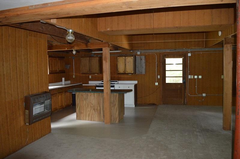 1215 Murrell Bench Road Belvidere, TN 37306 - Photo 5 of 25 Gallery Image 5