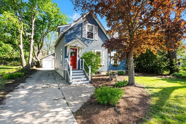 $332,000 | 615 Elm Street, Batavia, IL 60510