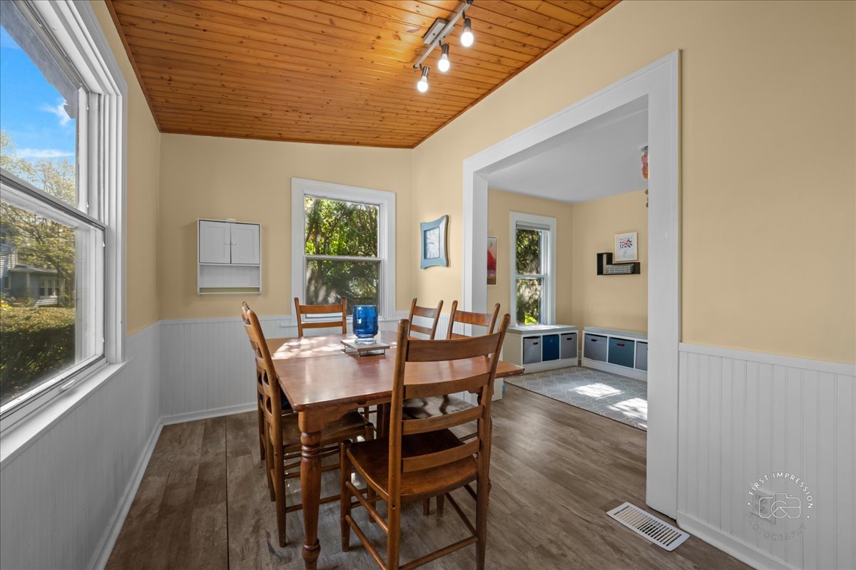 615 Elm Street Batavia, IL 60510 - Photo 6 of 18