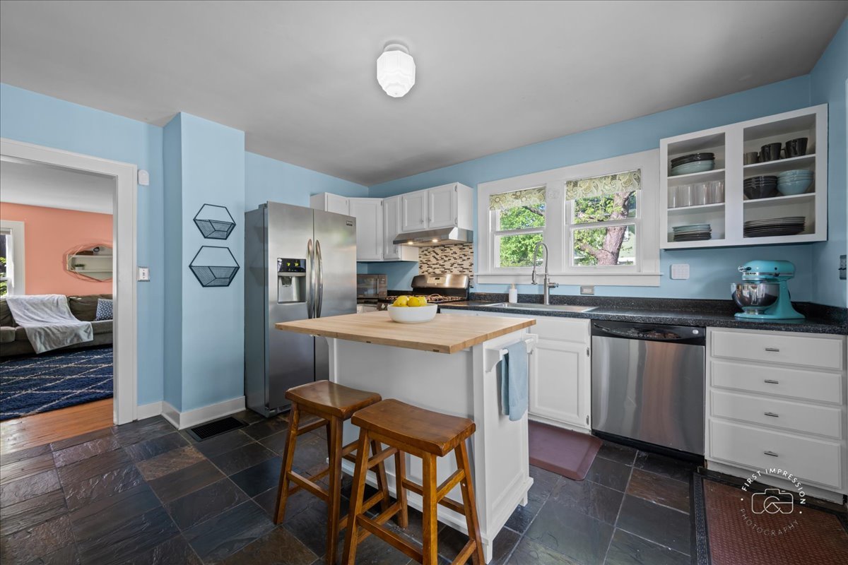 615 Elm Street Batavia, IL 60510 - Photo 7 of 18