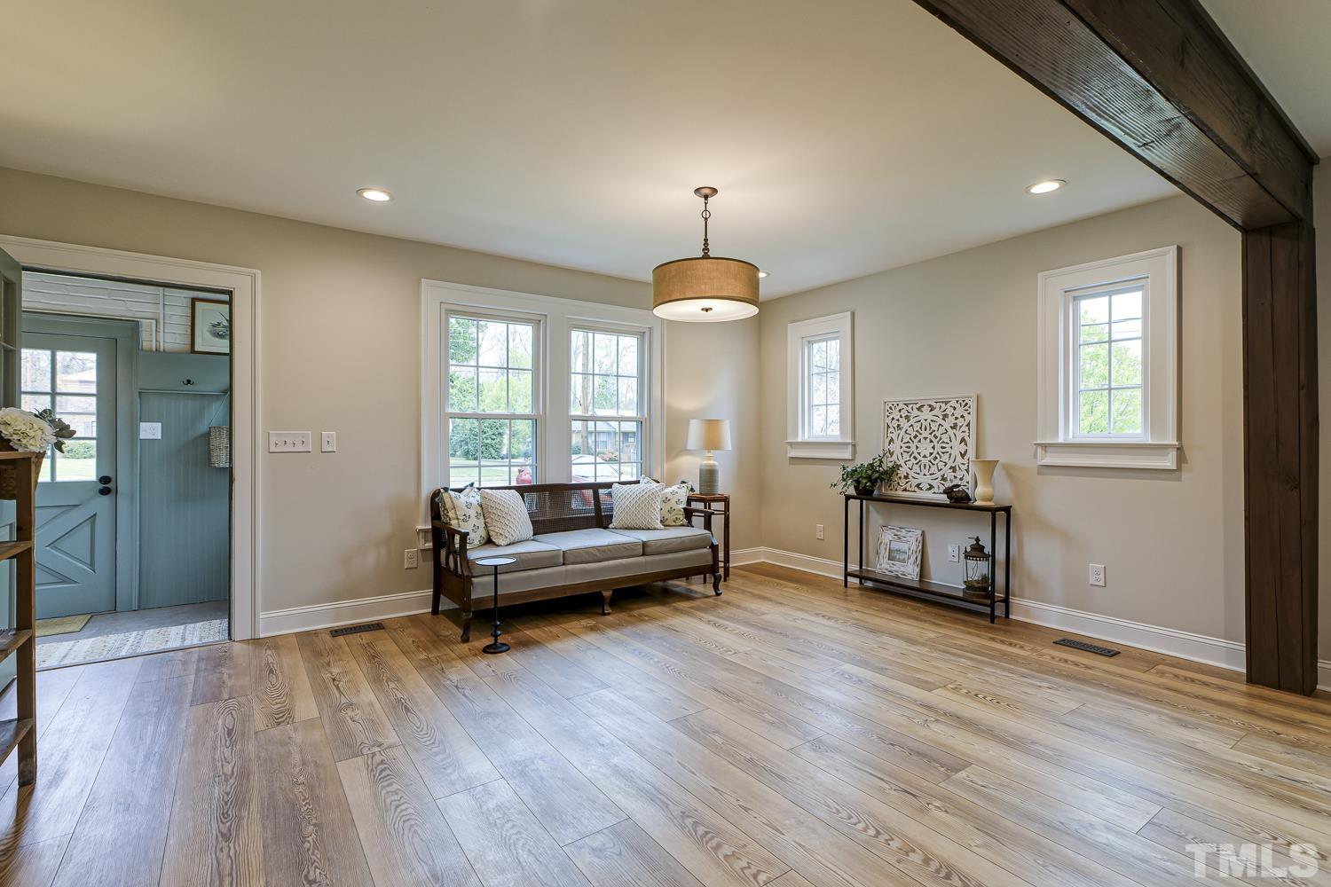 216 South Morgan Street Roxboro, NC 27573 - Photo 9 of 59 Gallery Image 9
