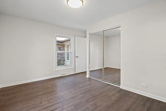 $549,900 | 715 East Valley Lane, Arlington Heights, IL 60004