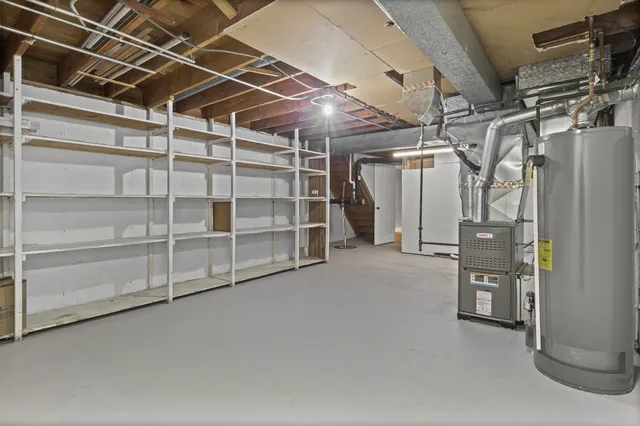 $549,900 | 715 East Valley Lane, Arlington Heights, IL 60004