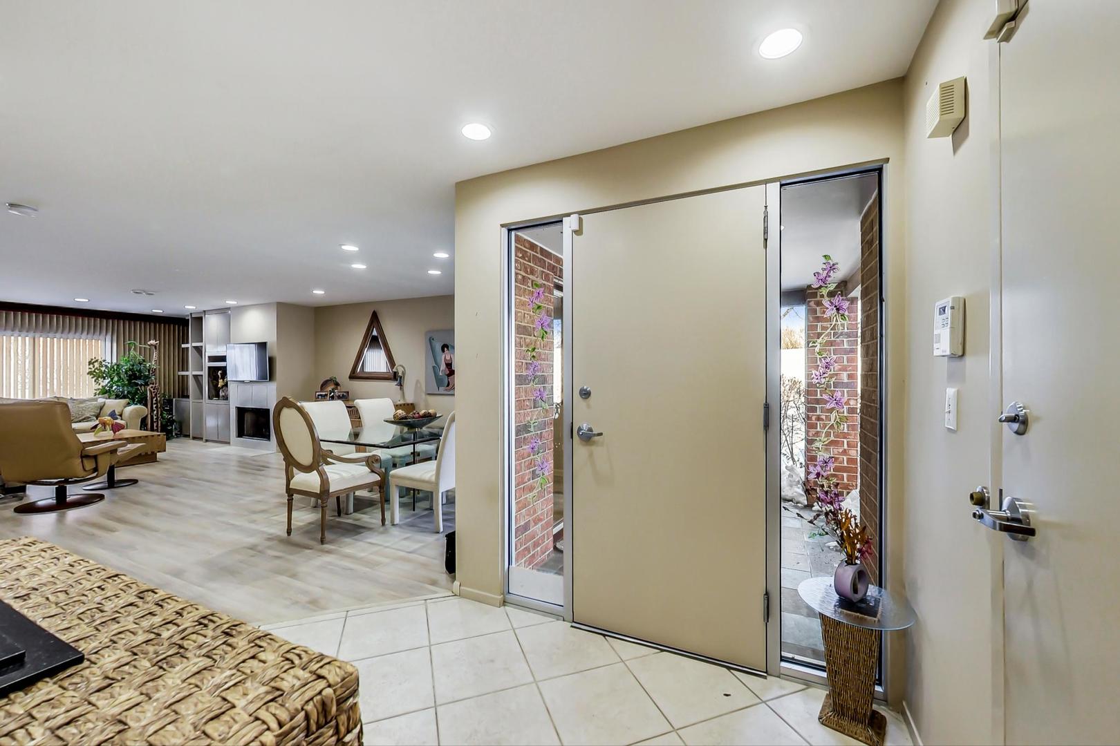355 Milford Road Deerfield, IL 60015 - Photo 6 of 42