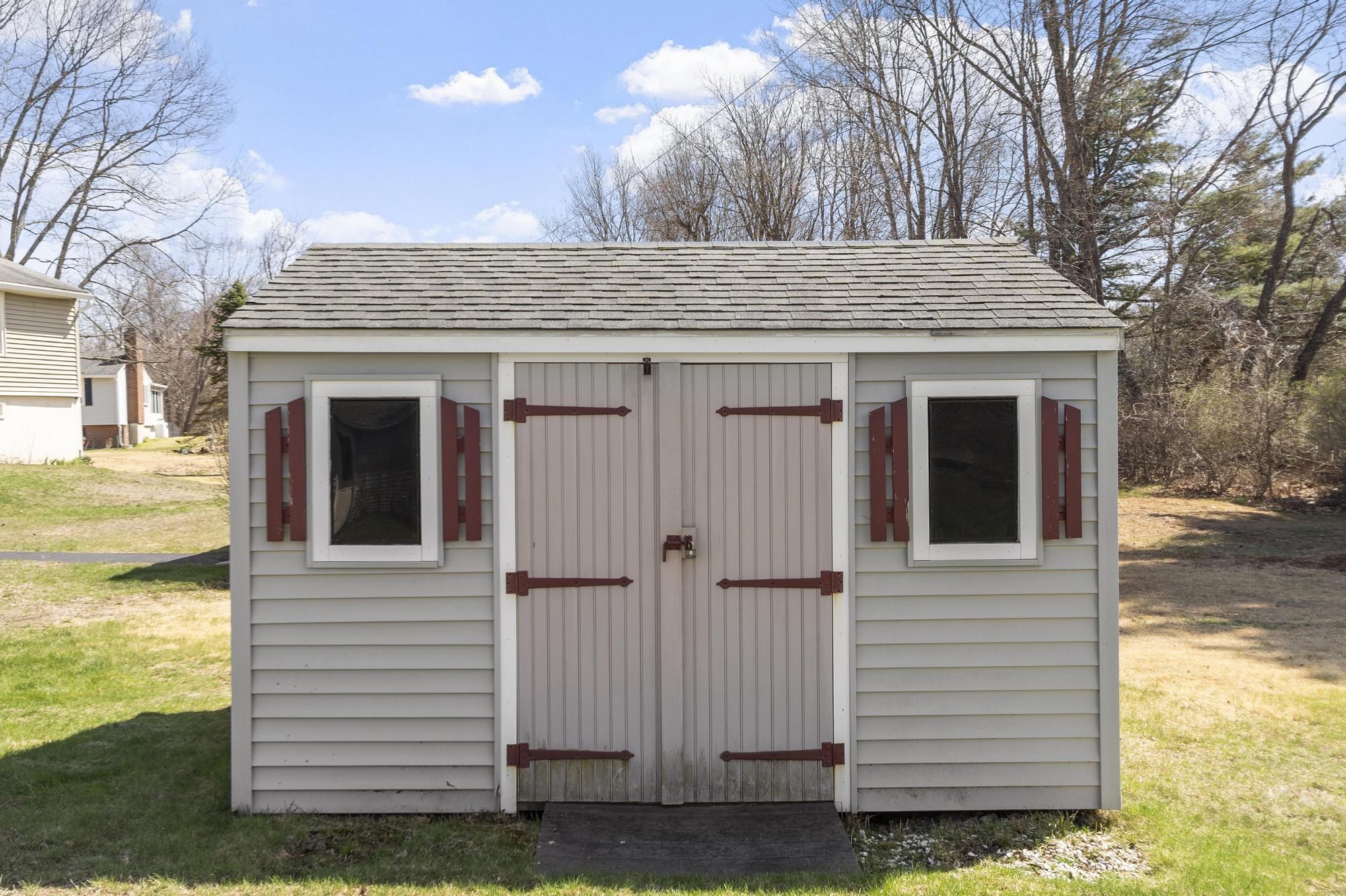 30 Davis Road Portsmouth, NH 03801 - Photo 29 of 34