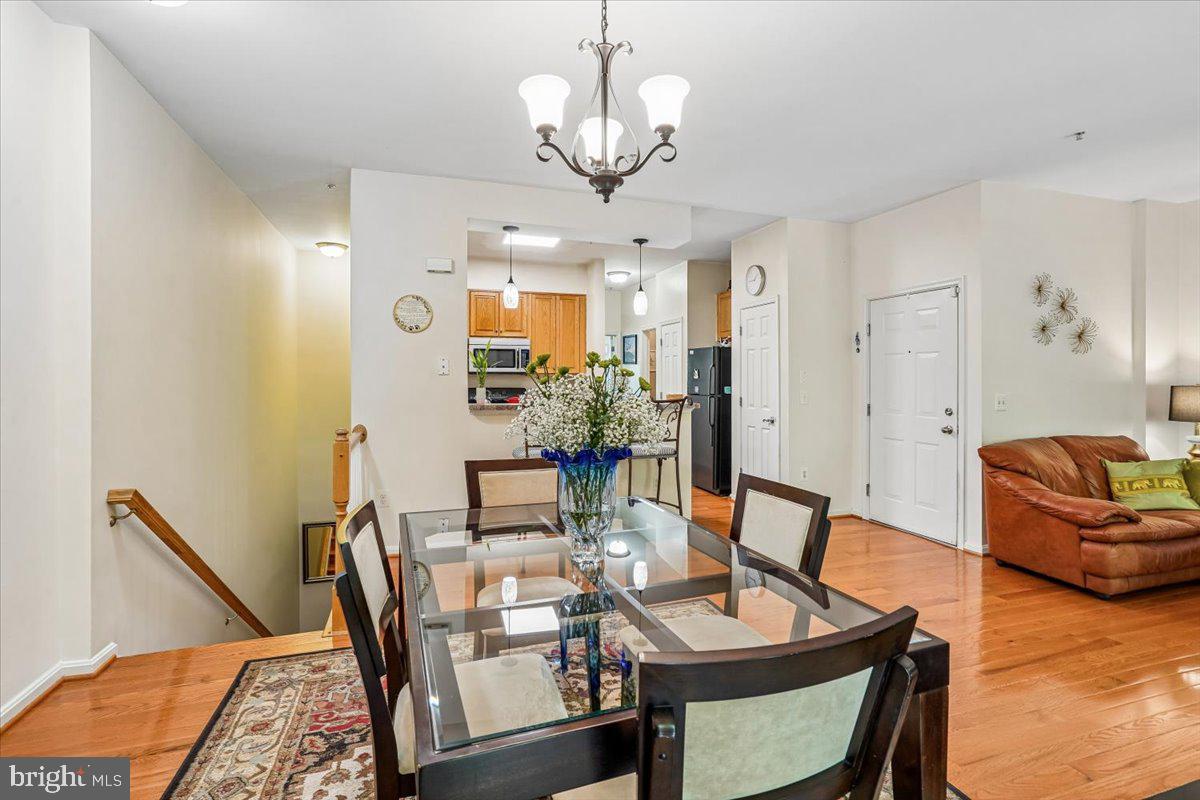 13806 Breezy Ridge Way Woodbridge, VA 22191 - Photo 10 of 42 Dining Room