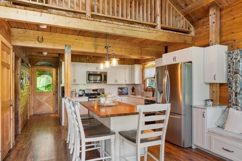 544 South Road Ashby, MA 01431 - Photo 14 of 42