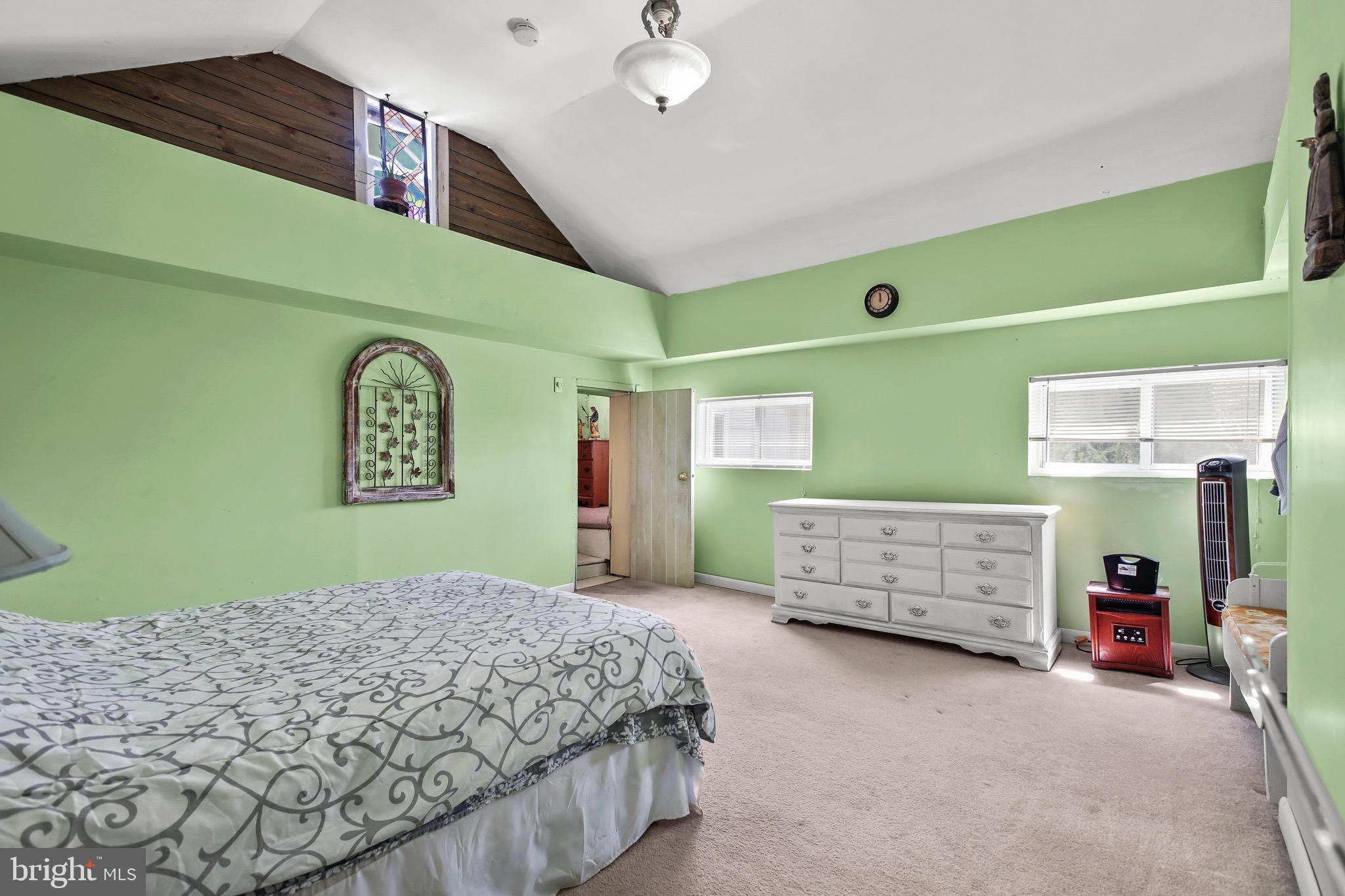 82 Tindall Road Robbinsville, NJ 08691 - Photo 15 of 27