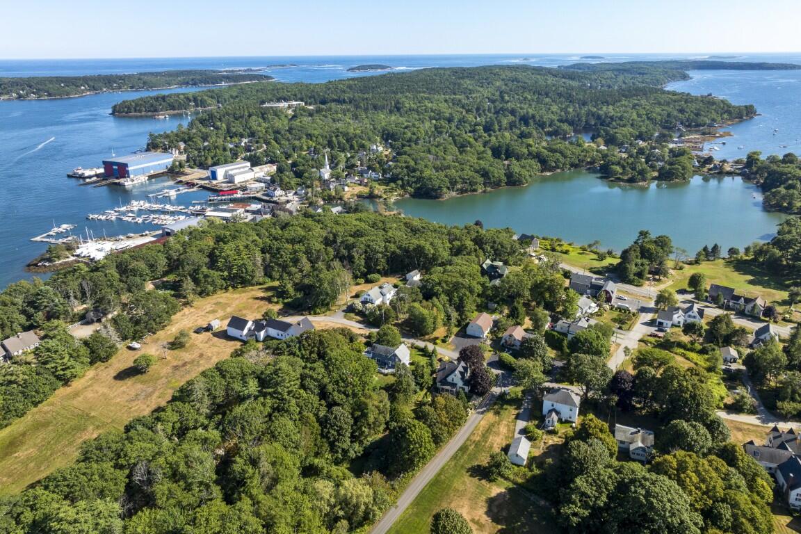 24 Barlow Hill Road East Boothbay, ME 04544 - Photo 8 of 56 8.